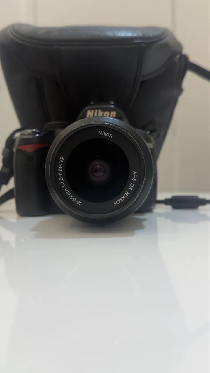Nikon D3000 - Foto 3