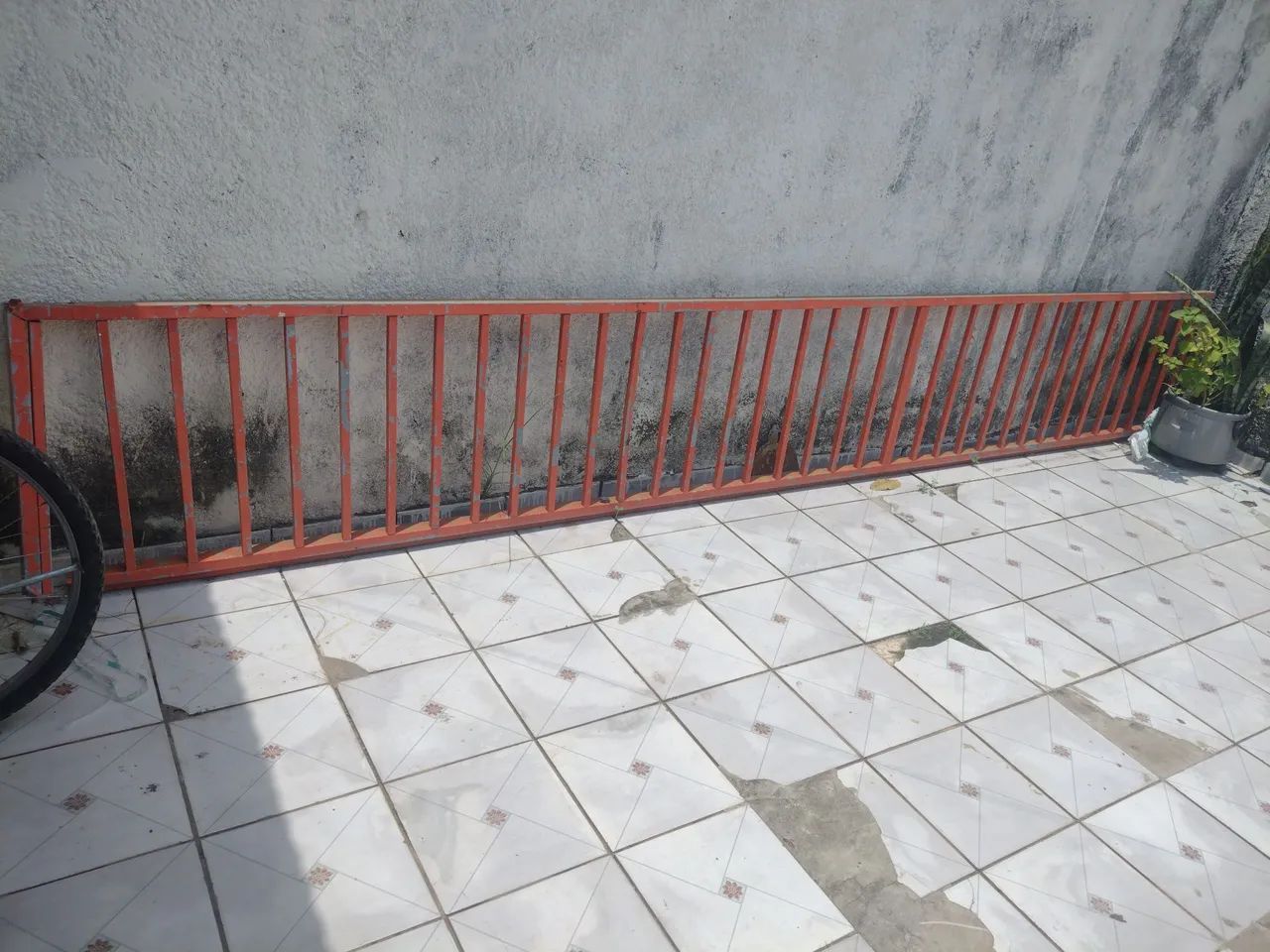 Vendo grade medindo 4.30×0.64 tel * - Foto 3