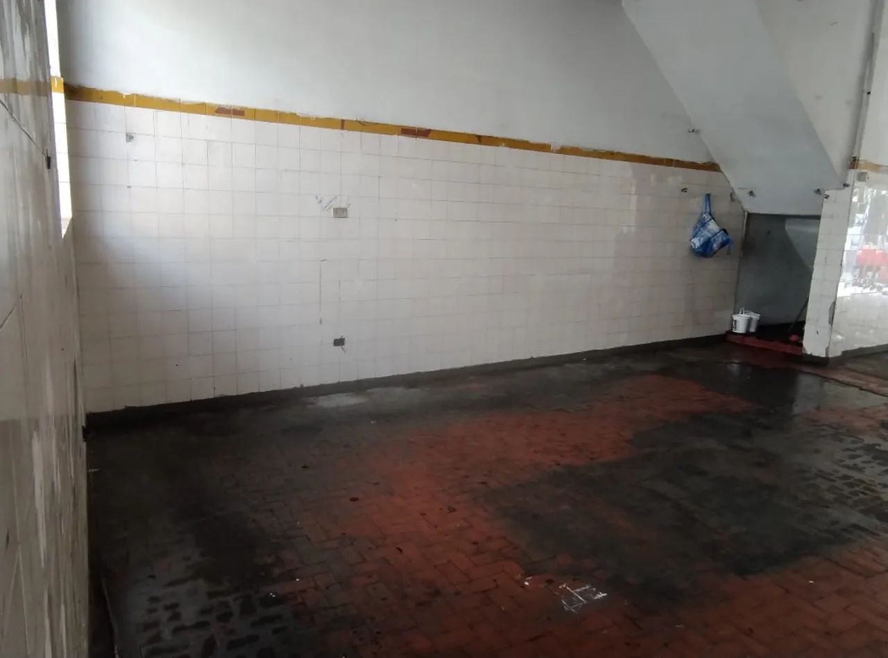 Imóvel Comercial à venda com 200m² - Foto 5