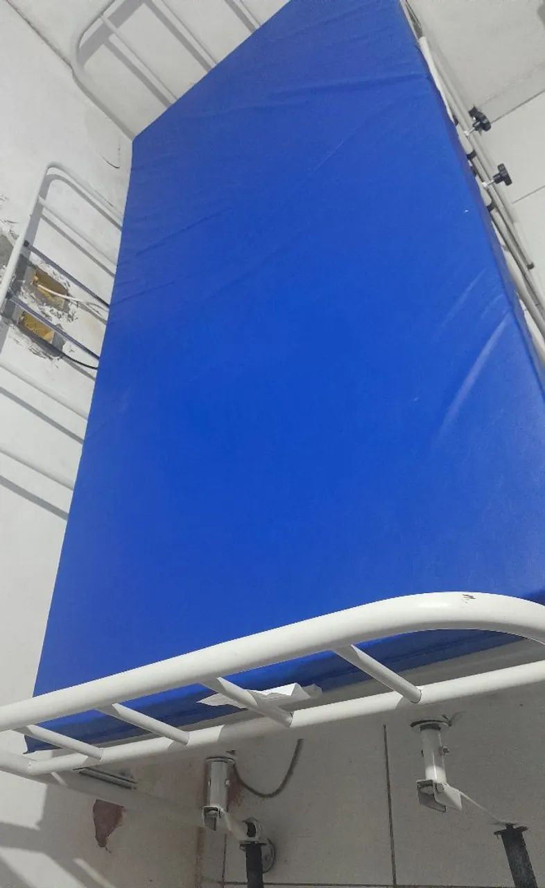 Vendo cama hospitalar 