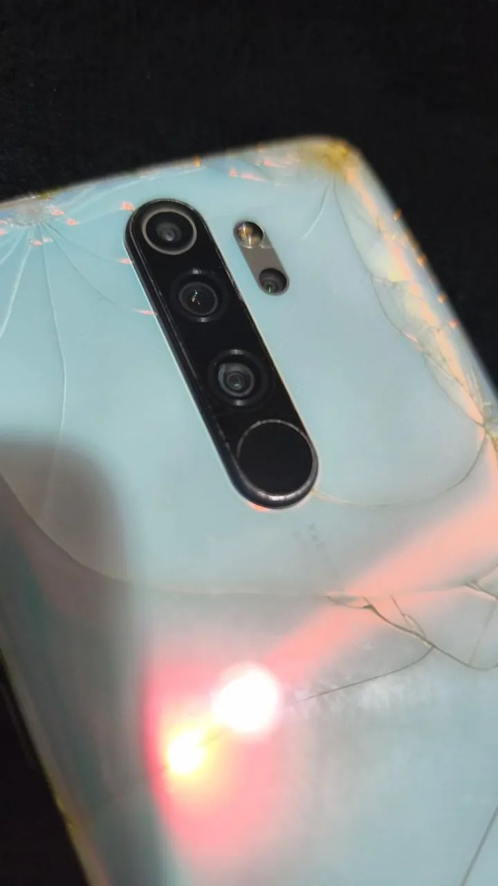 Vendo Xiaomi Redmi Note 8 Pro - Com danos - Foto 3