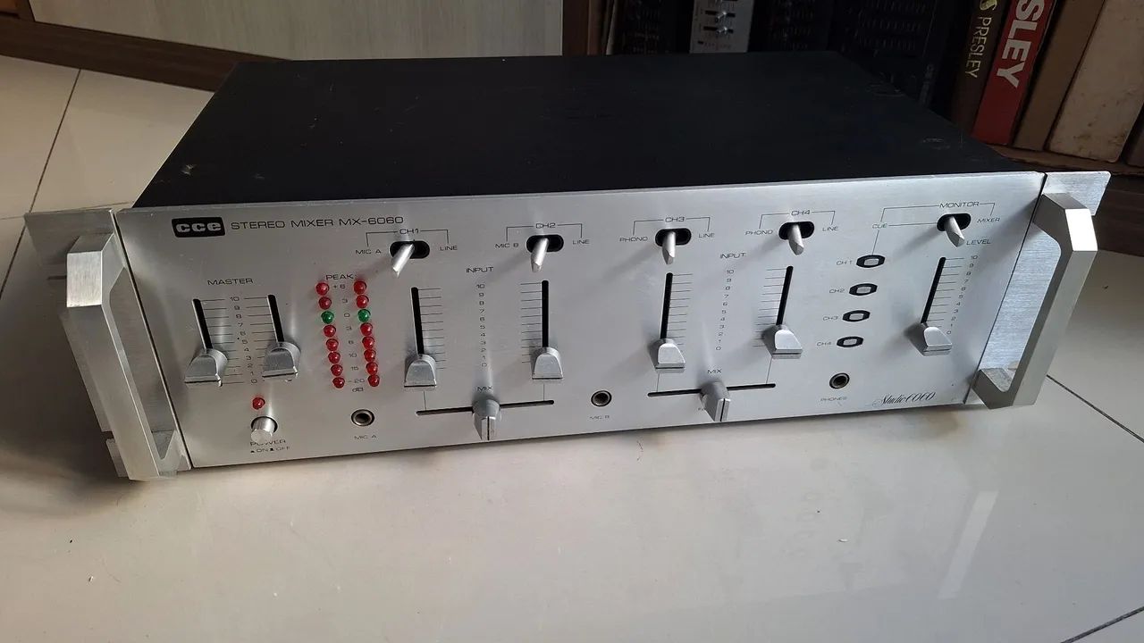 Mixer CCE Studio MX-6060 com Alças  - Foto 2