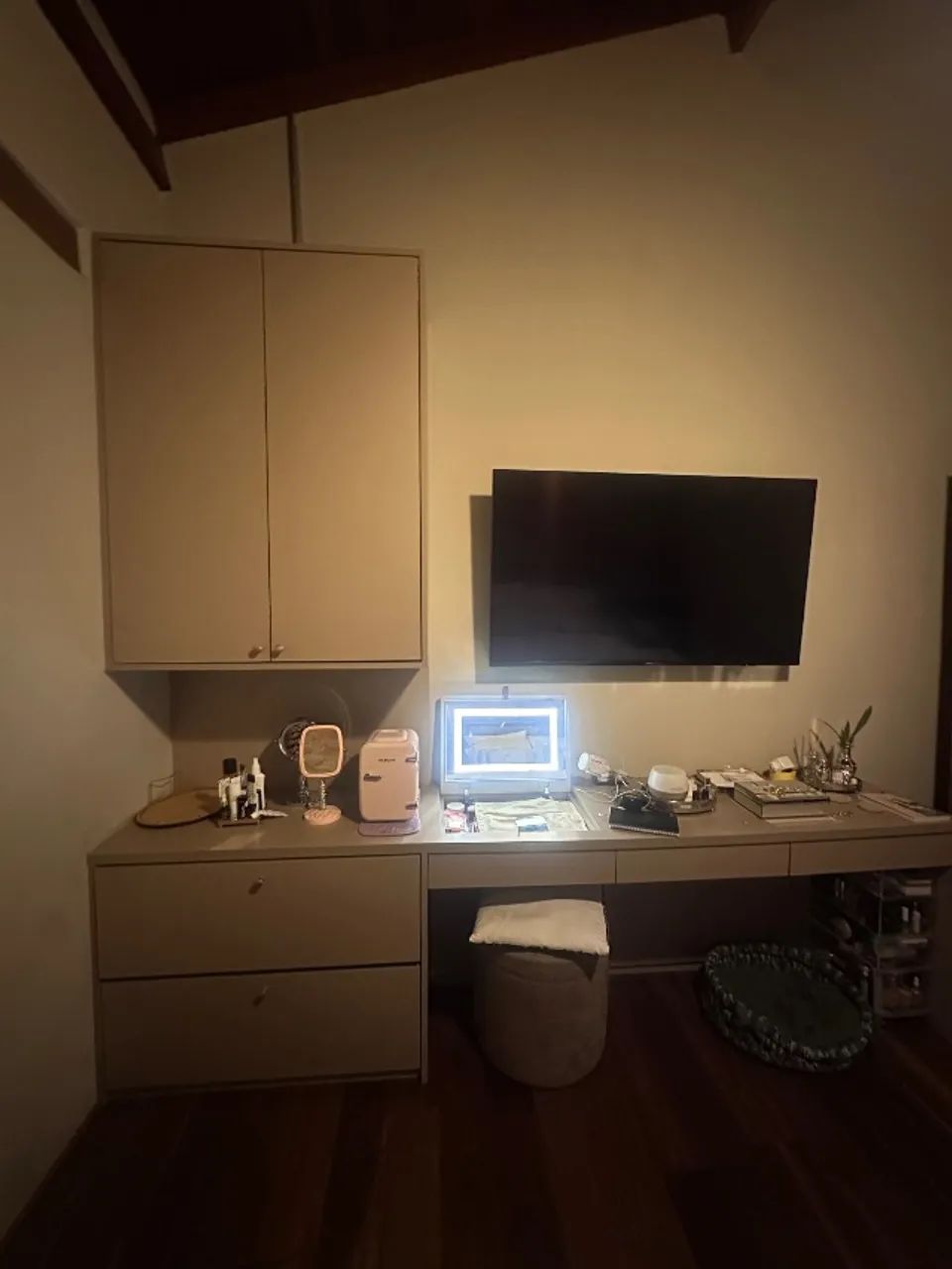 Bancada para quarto, ou studio. Maquiagem e escritório  - Foto 2