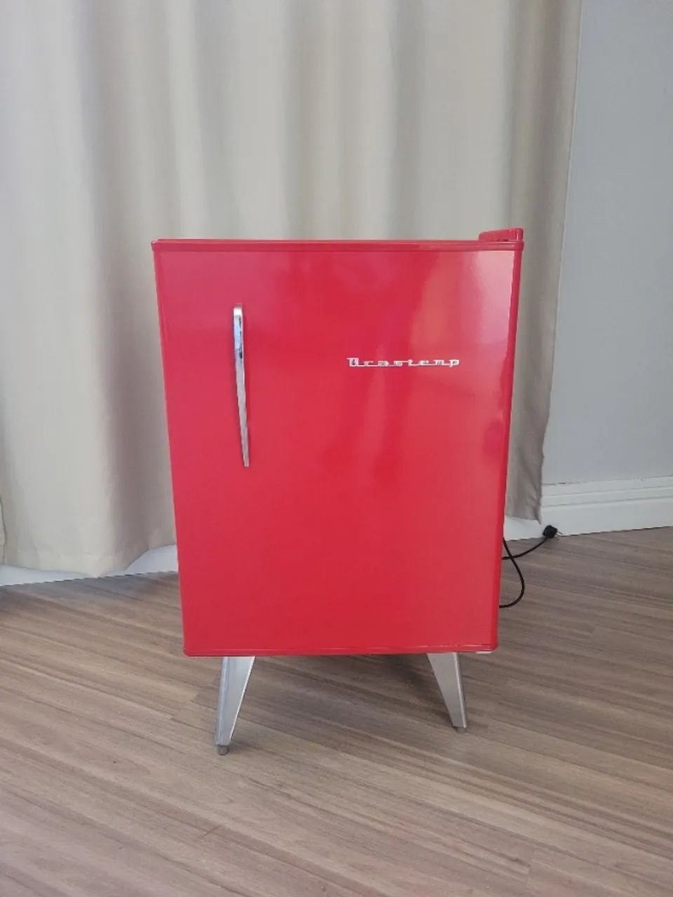 Frigobar Brastemp Retrô Vermelho