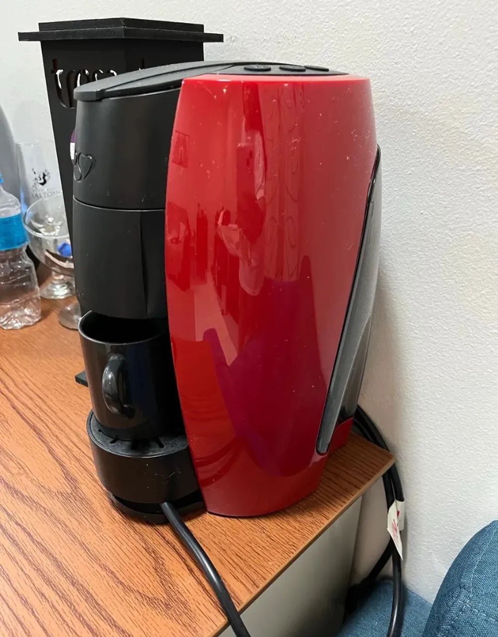 CAFETEIRA TRÊS CORAÇÕES 