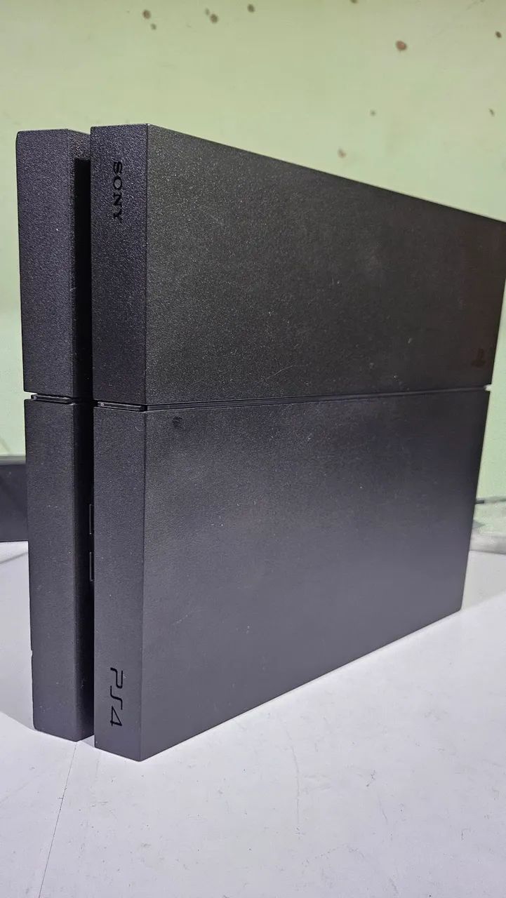 Ps4 fat, 1 controle + jogos