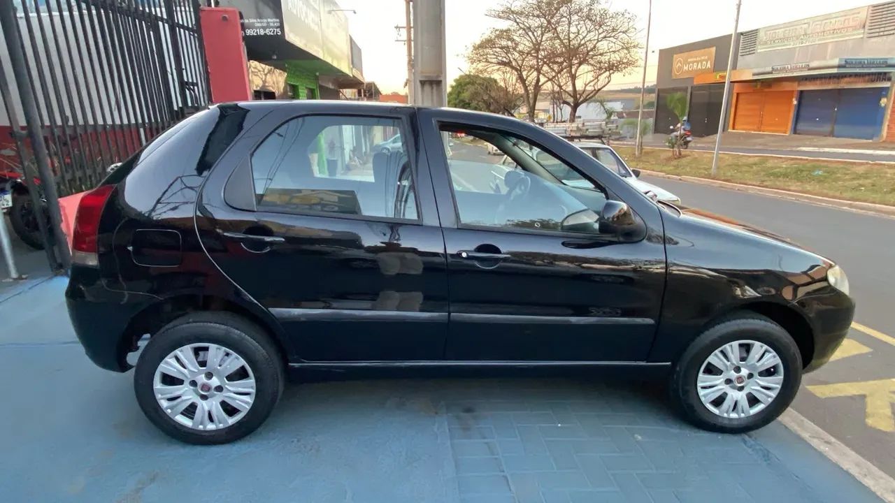 Fiat Palio Palio 1.0 ECONOMY Fire Flex 8V 4p 2013