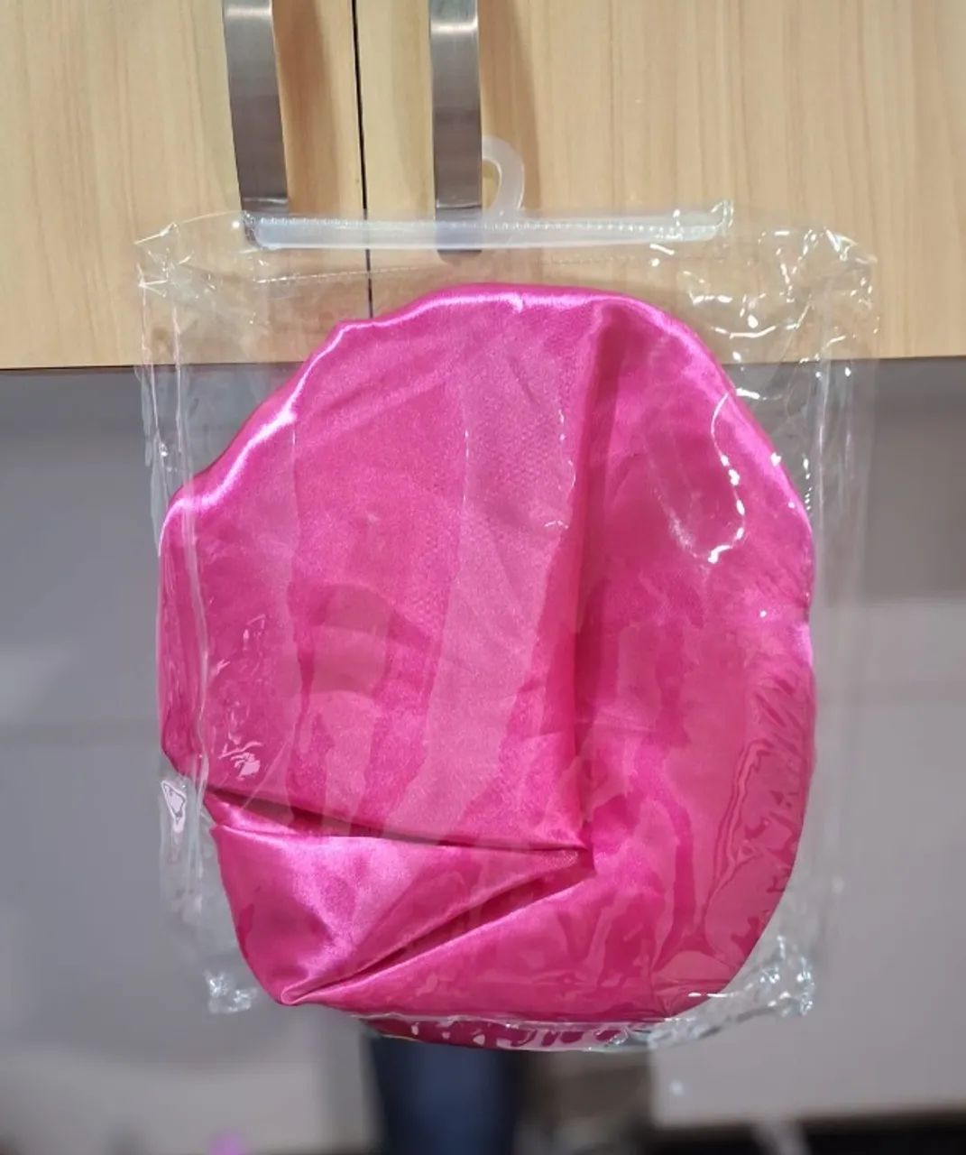 Touca de cetim dupla face rosa com rosa choque ajustável - Foto 2