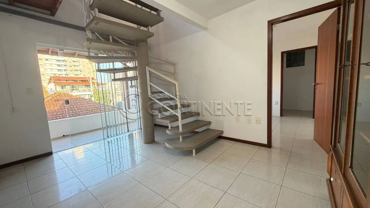 CASA A VENDA EM ITAGUAÇU - FLORIANÓPOLIS - AREA CONSTRUIDA DE 248M² -TERRENO COM 331 M² - Foto 3