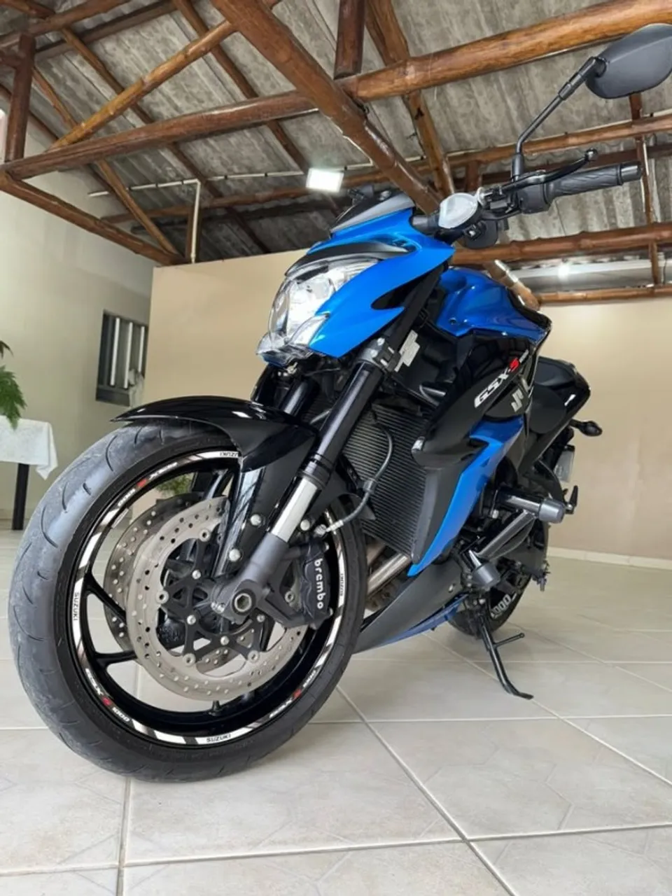 Kawasaki Zx-10/ Zx-10r 1000cc 2023 - 1506087489 | OLX