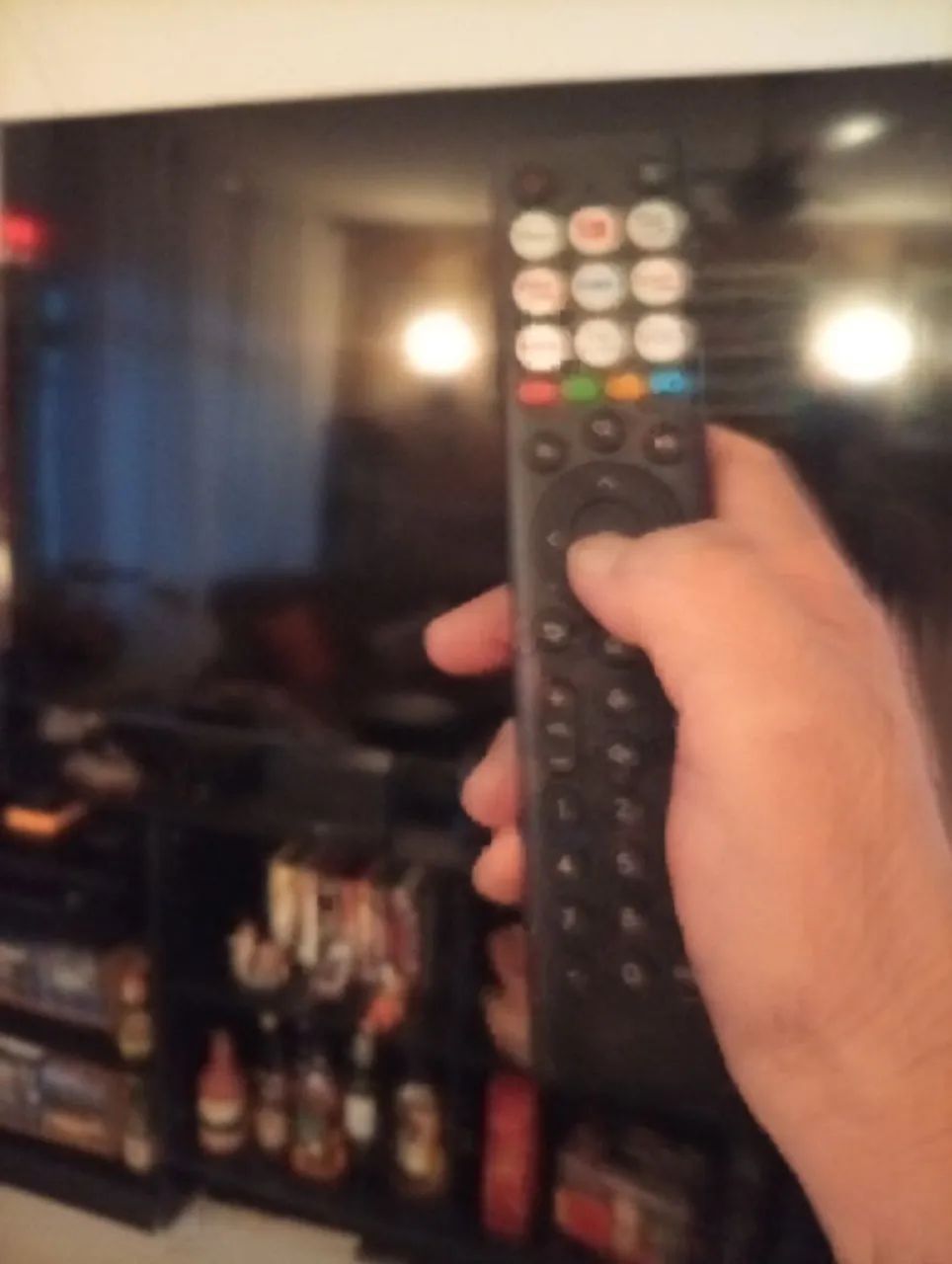 TV HISENSE 85 POLEGADAS  - Foto 4