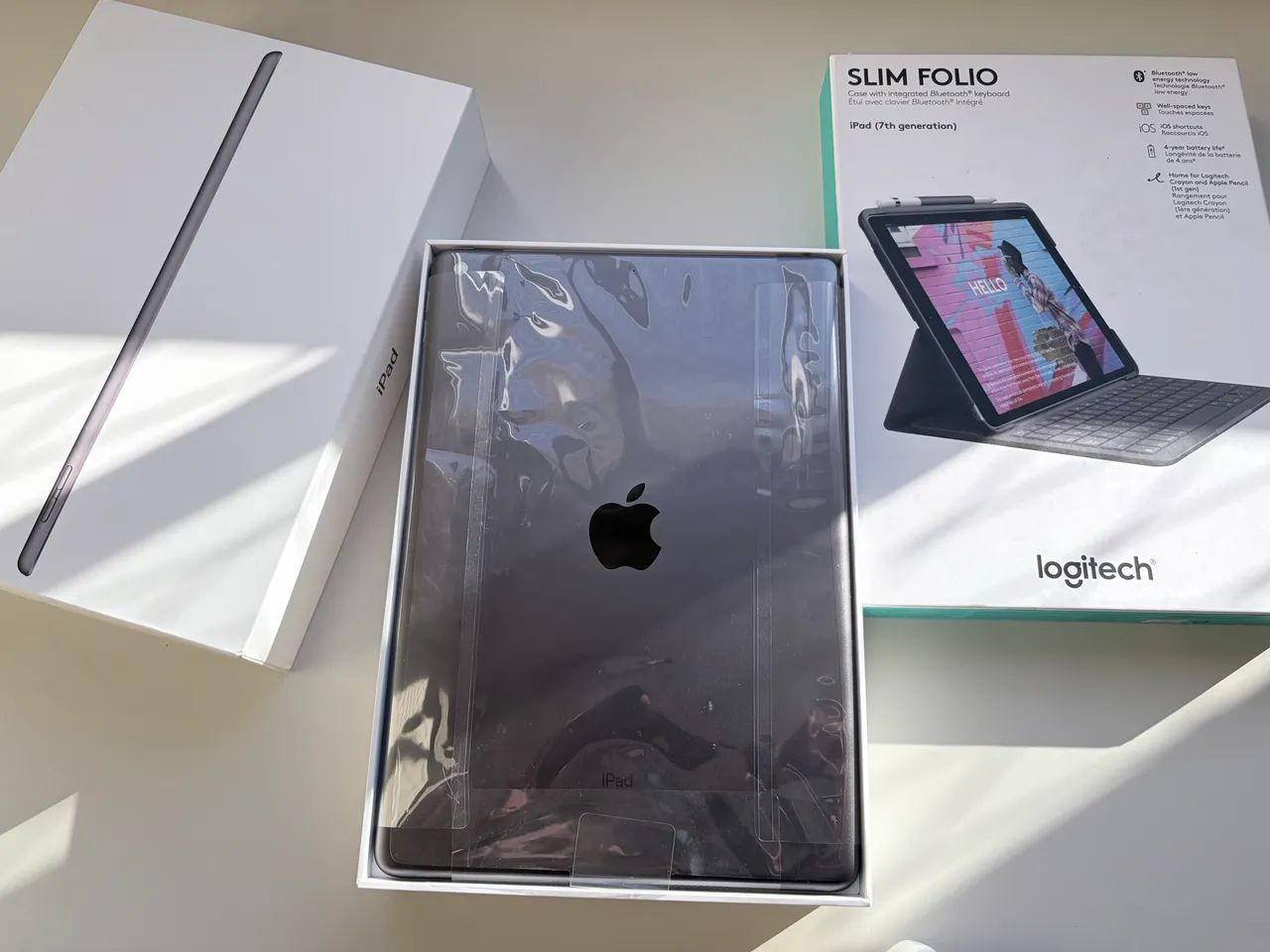 Ipad 8 Geração com teclado Logitech Smart Folio - Foto 3