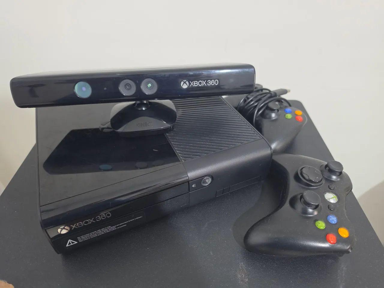 Xbox 360 completo com Knect