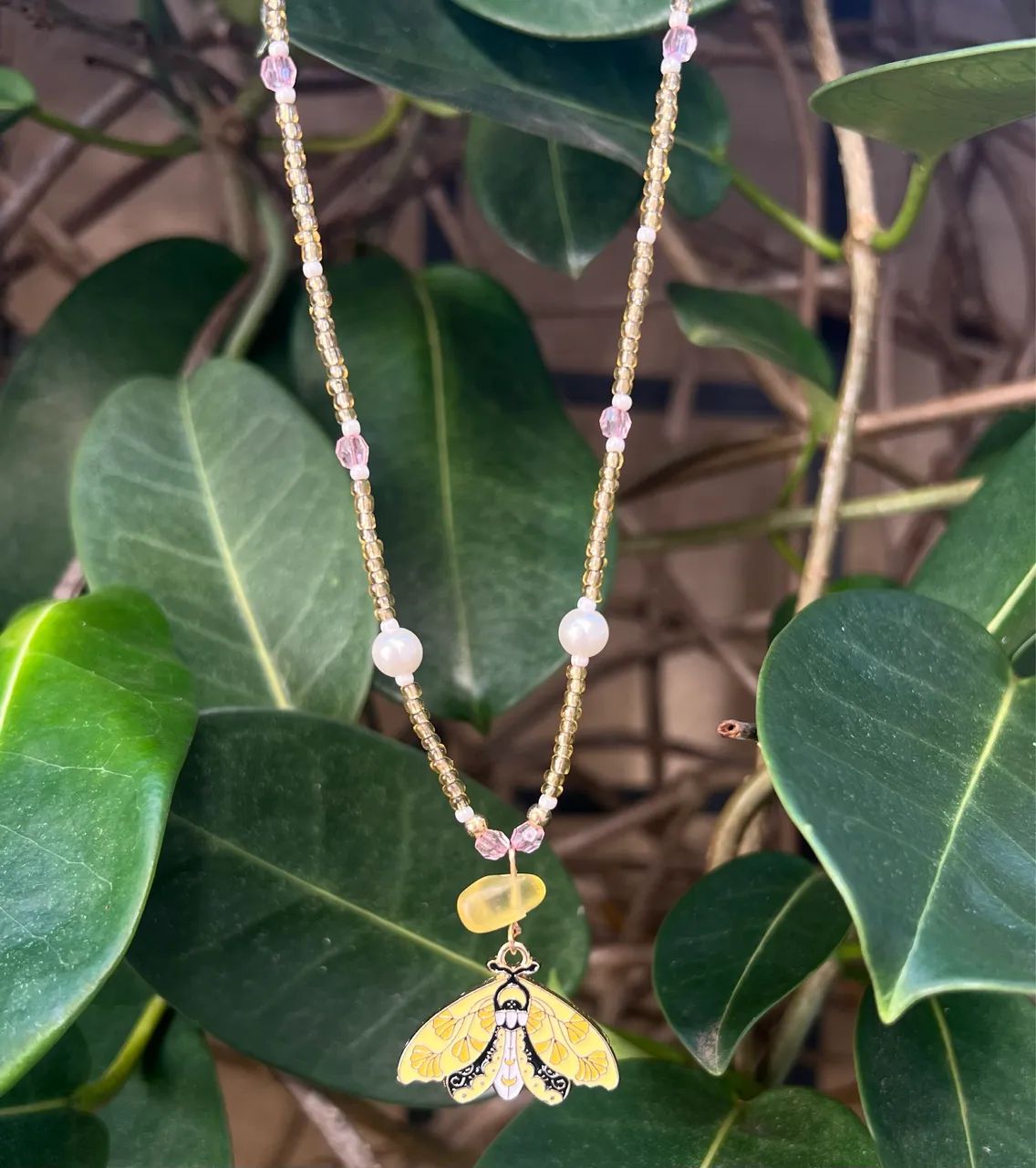 Choker amarelo borboleta e fluorita - Foto 2