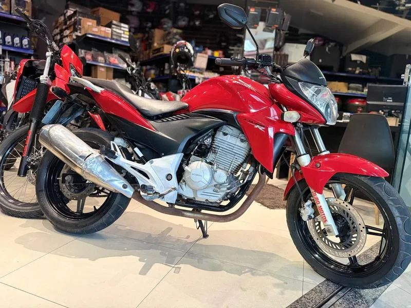 HONDA CB 300R 2014 - Foto 4