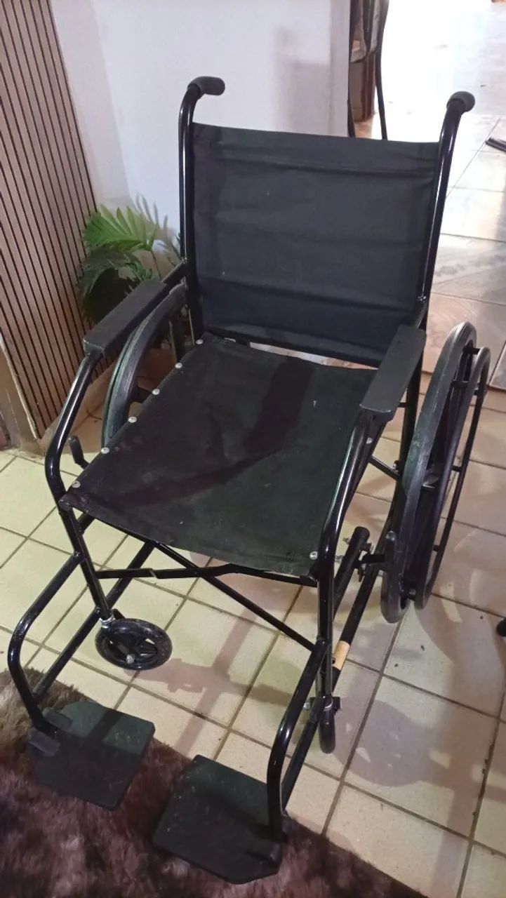 Cadeira de rodas - Foto 2