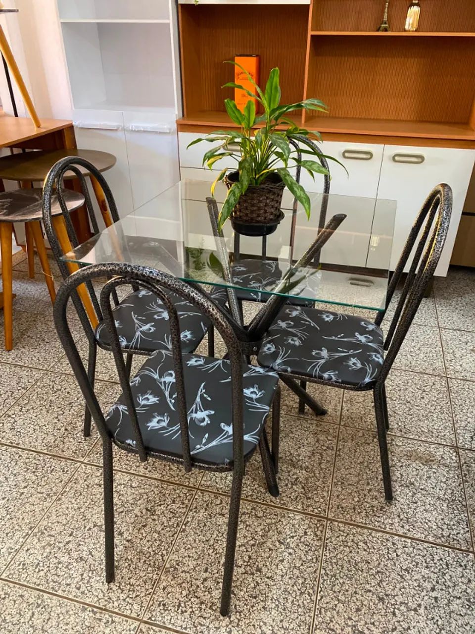 Jogo de Mesa de Cozinha com 4 Cadeiras Nova, Entrego  - Foto 4