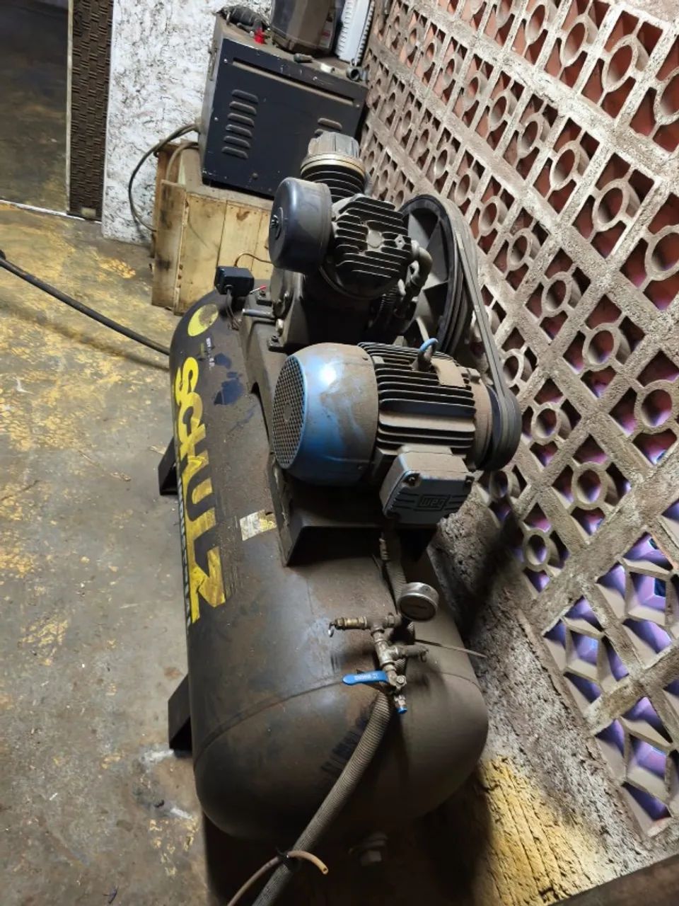 Compressor de Ar 40 Pés
