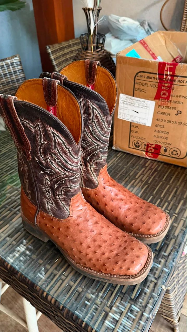 Bota Goyazes couro de avestruz
