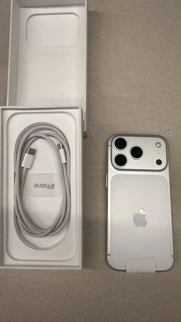 iPhone 17 Promax silver 256 - Foto 3