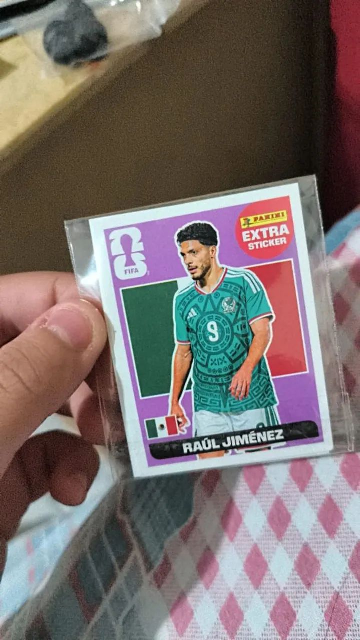 Figurinha legend 