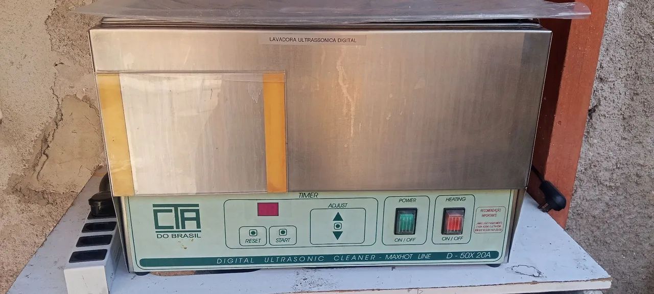 Vendo uma lavadora ultrassonica industrial/com cuba retangular em aço inox cesto e tela - Foto 2
