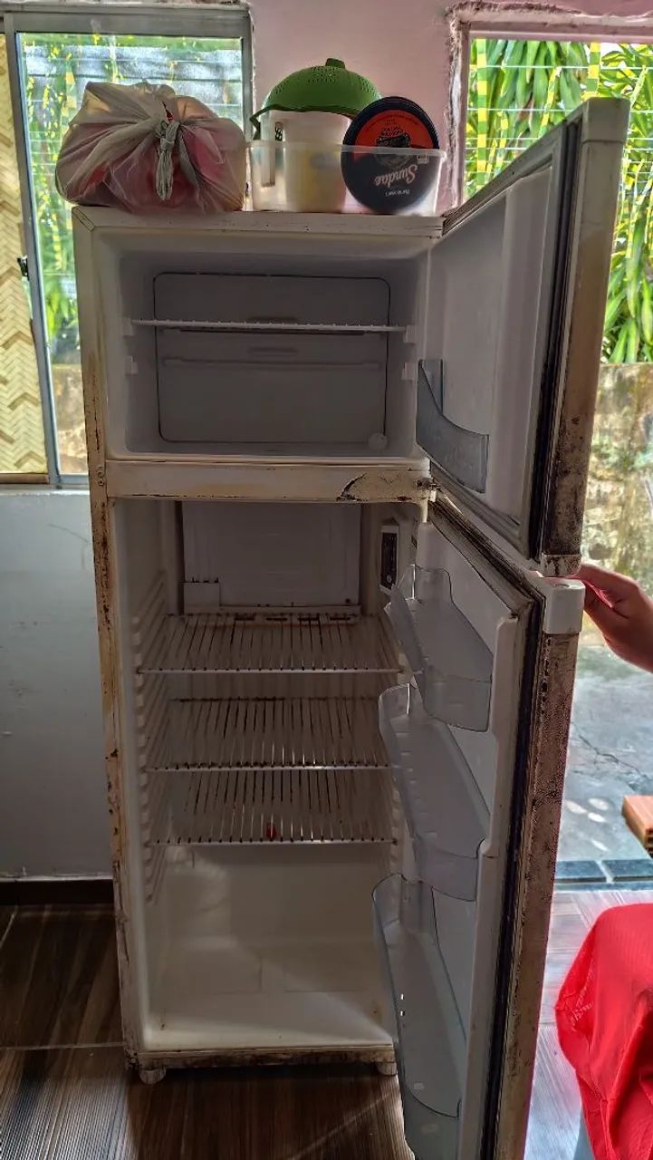 GELADEIRA CONSUL FUNCIONANDO PERFEITAMENTE  - Foto 4