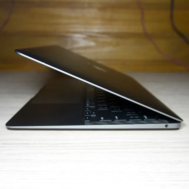 MACBOOK AIR M1 CINZA-ESPACIAL 256GB SSD 8GB RAM - Notebooks