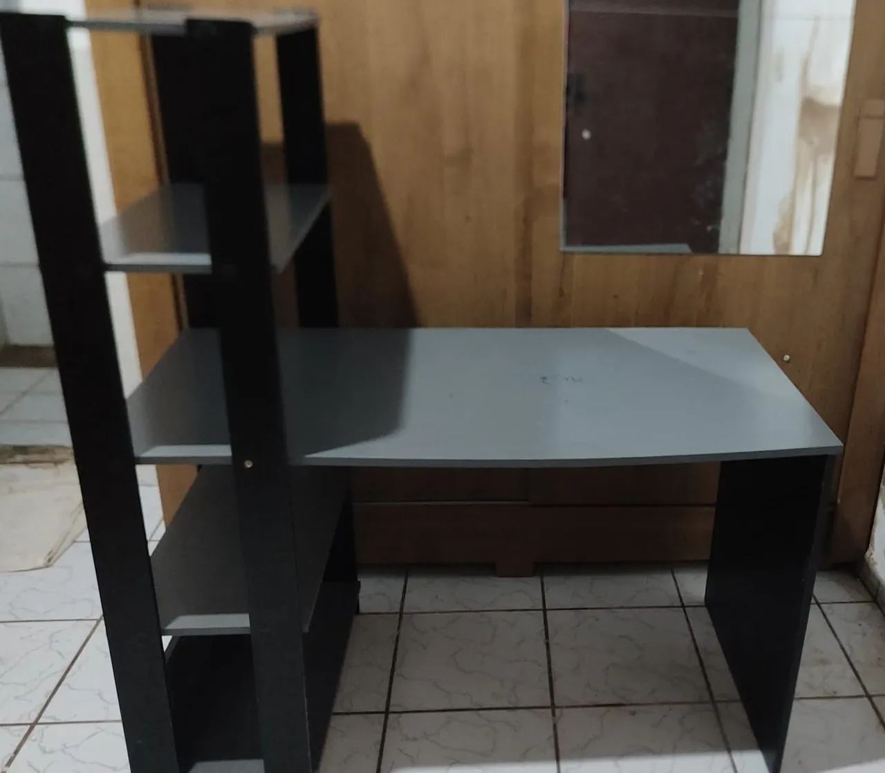 VENDO ESCRIVANINHA 