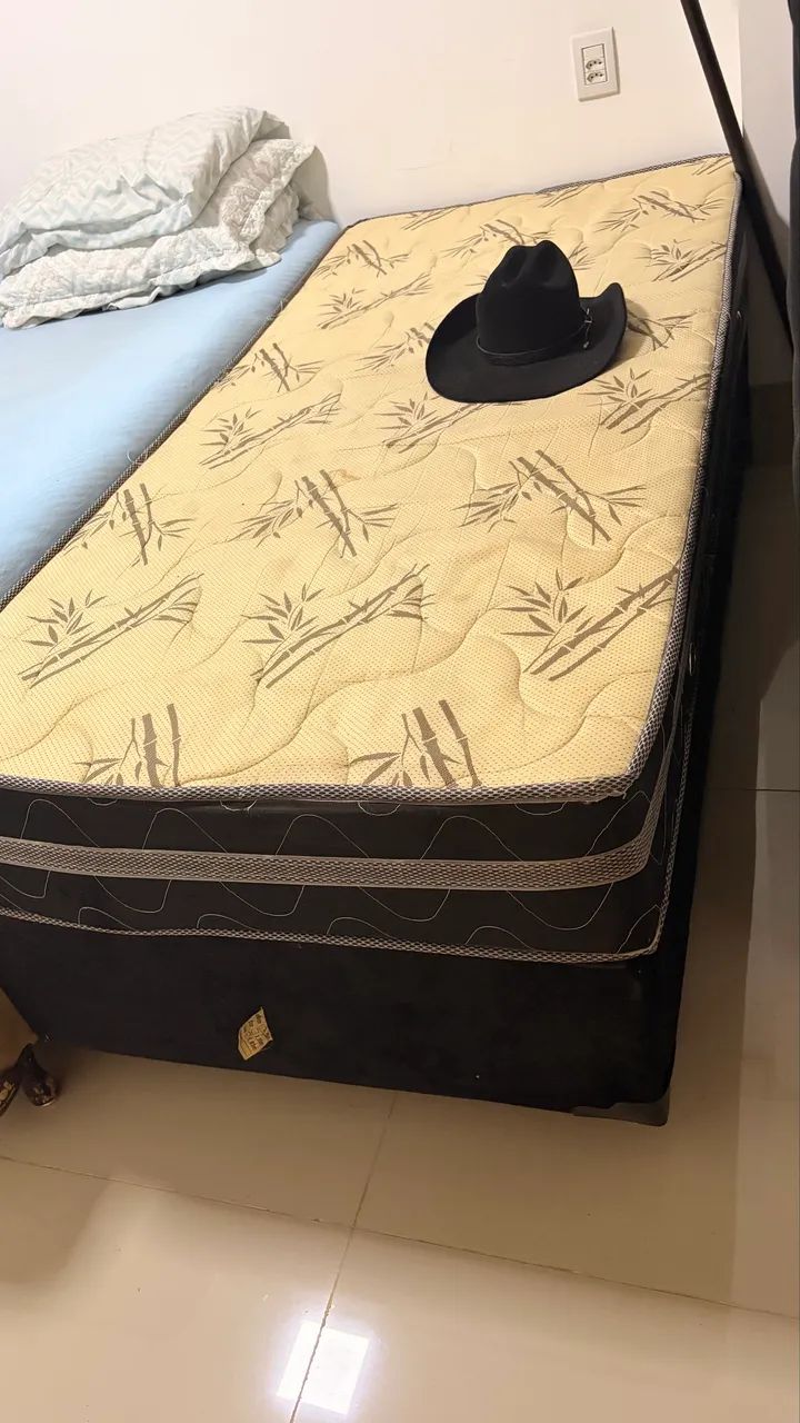 Cama de solteiro 