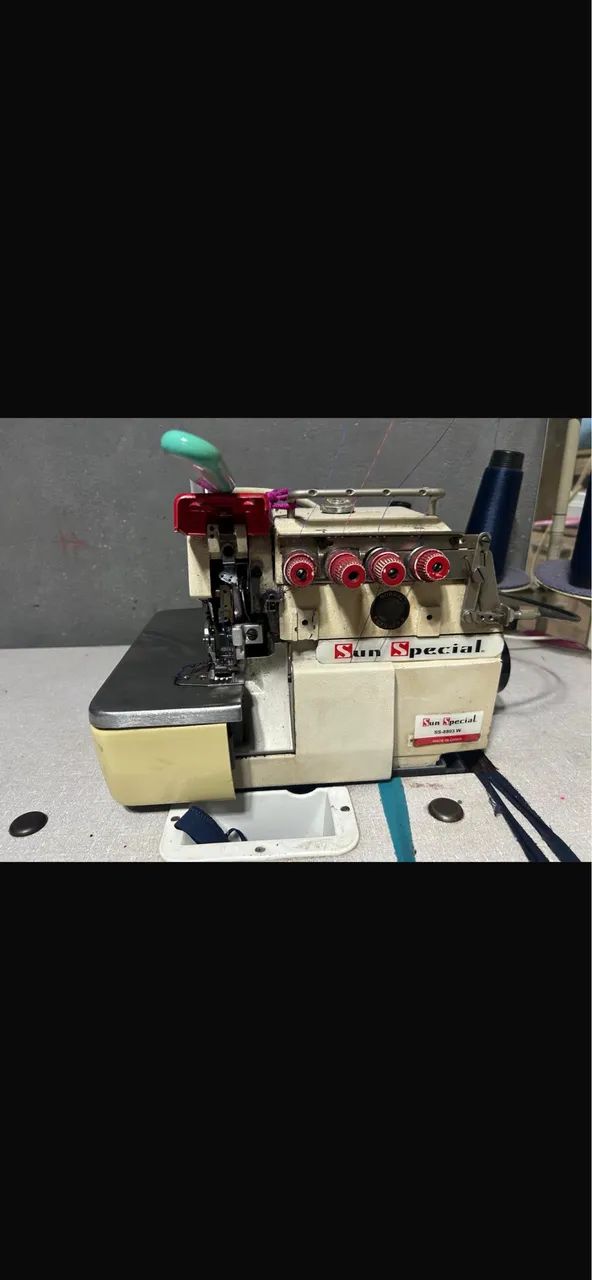 Máquina de costura  - Foto 3