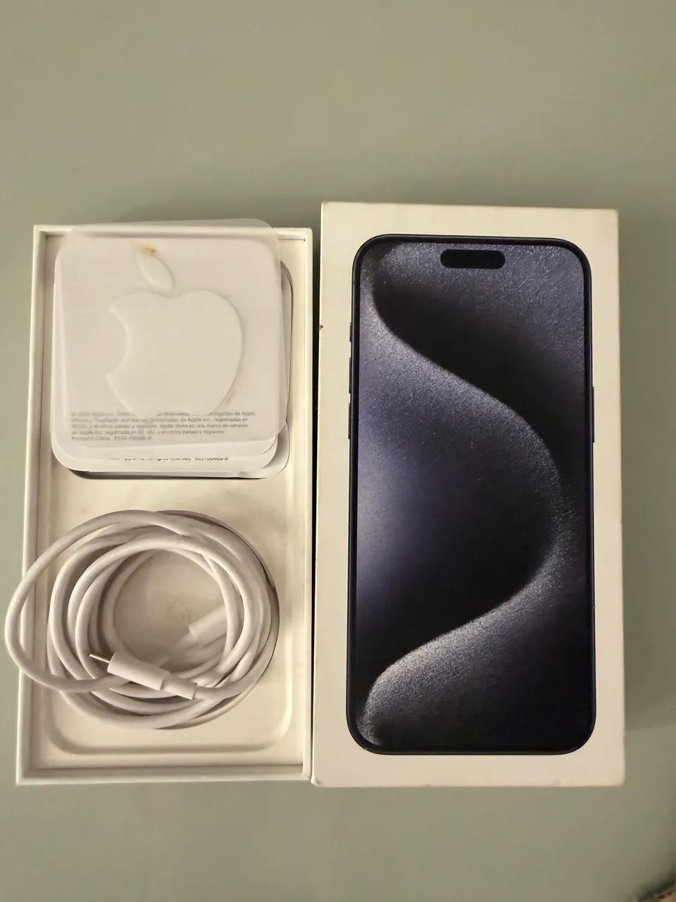 iPhone 15 pro max 512GB completo na caixa! - Celulares e