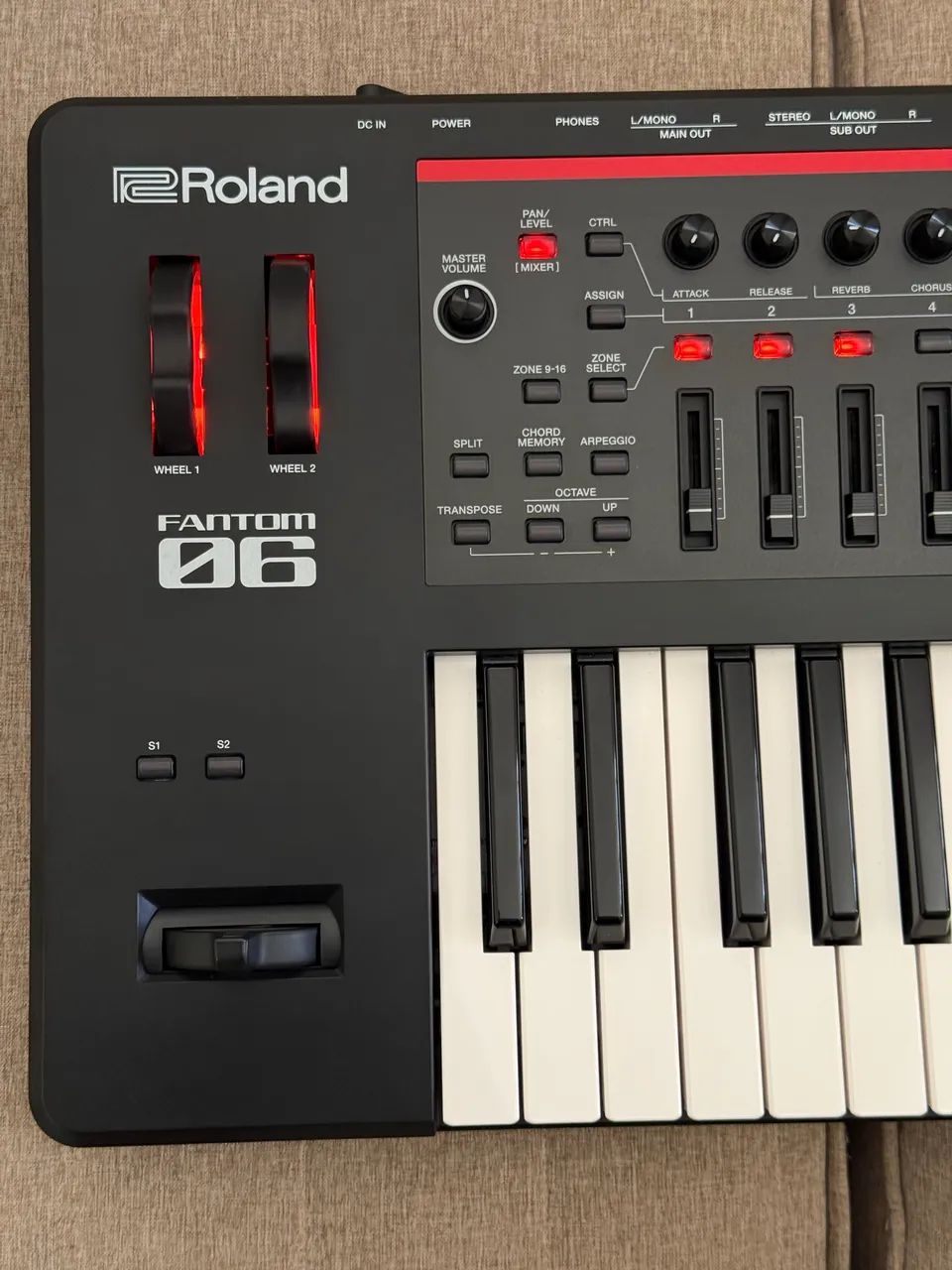 ROLAND FANTOM - 06 NOVÍSSIMO! - Foto 3
