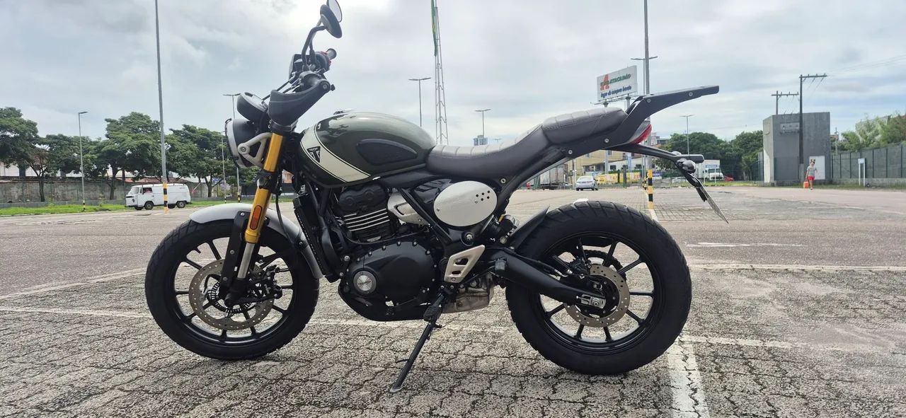 TRIUMPH SCRAMBLER 400 X 