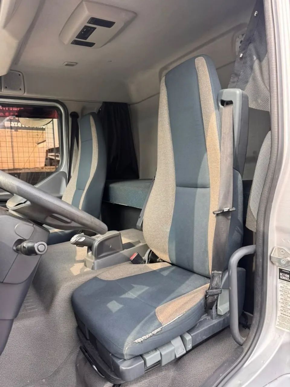 REFRIGERADO VOLVO VM 330 - Foto 5