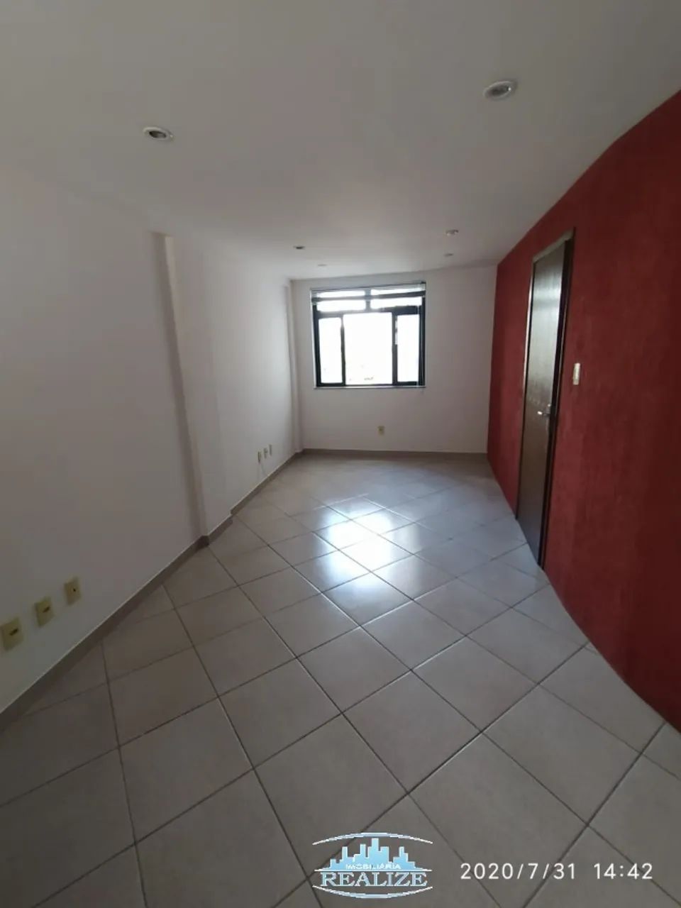 Código 3602 -  Vende loja na Avenida Paladium, bairro Imbaúbas, 30m², banheiro. - Foto 2