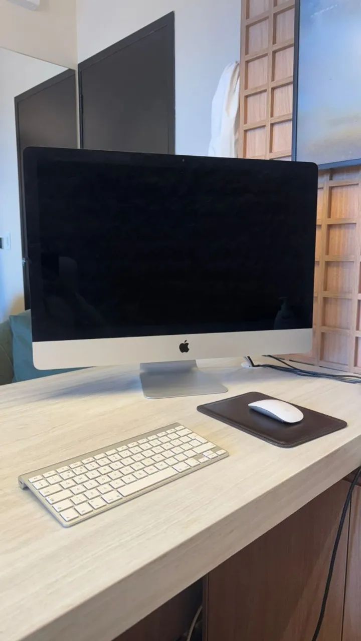 Apple iMac 27 polegadas (32GB RAM / 1TB / NVIDIA GTX 775M