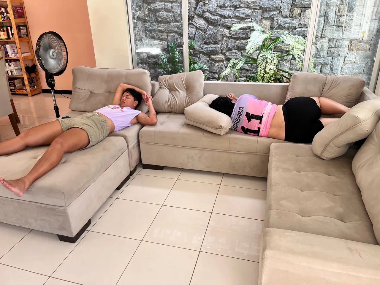 sofa 7 lugares bege - Foto 2