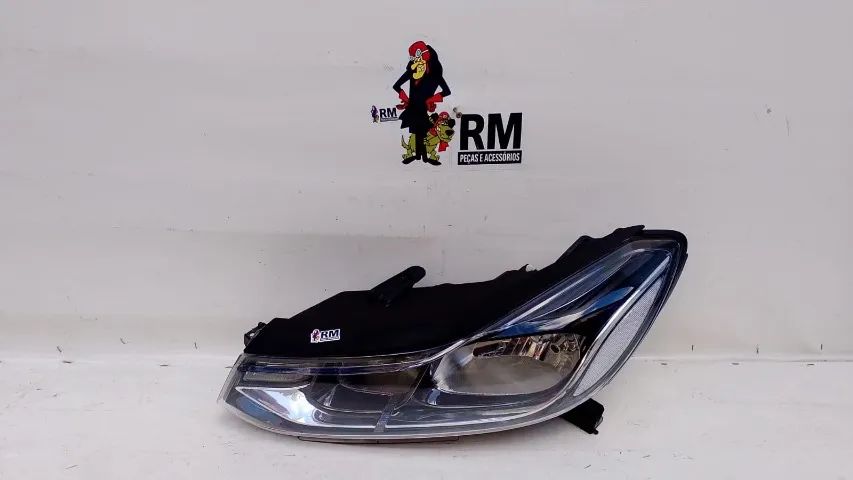 Farol Esquerdo Gm Tracker 2017 2018 2019 Original 