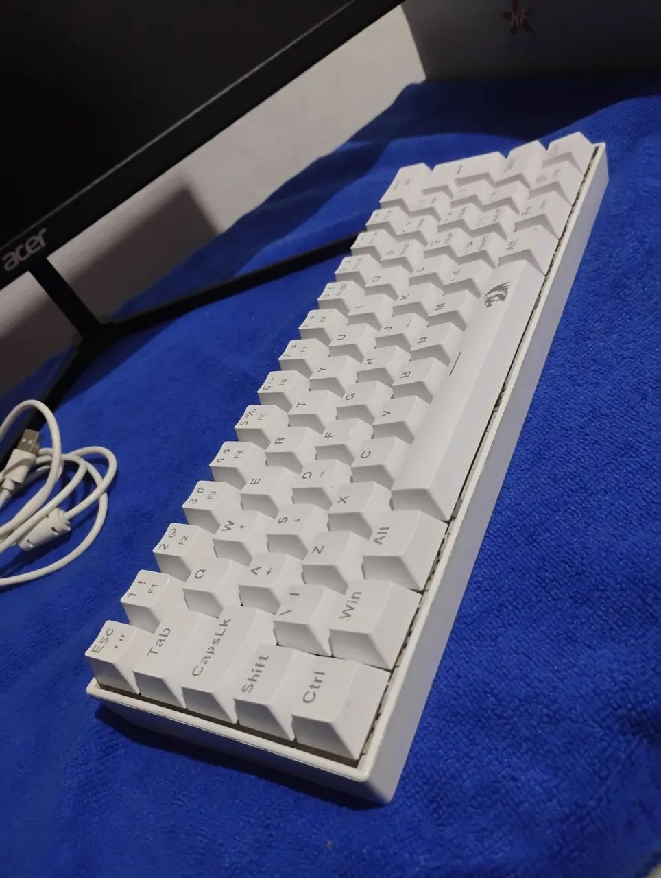 Teclado Redragon Lakshmi 60% - Foto 4