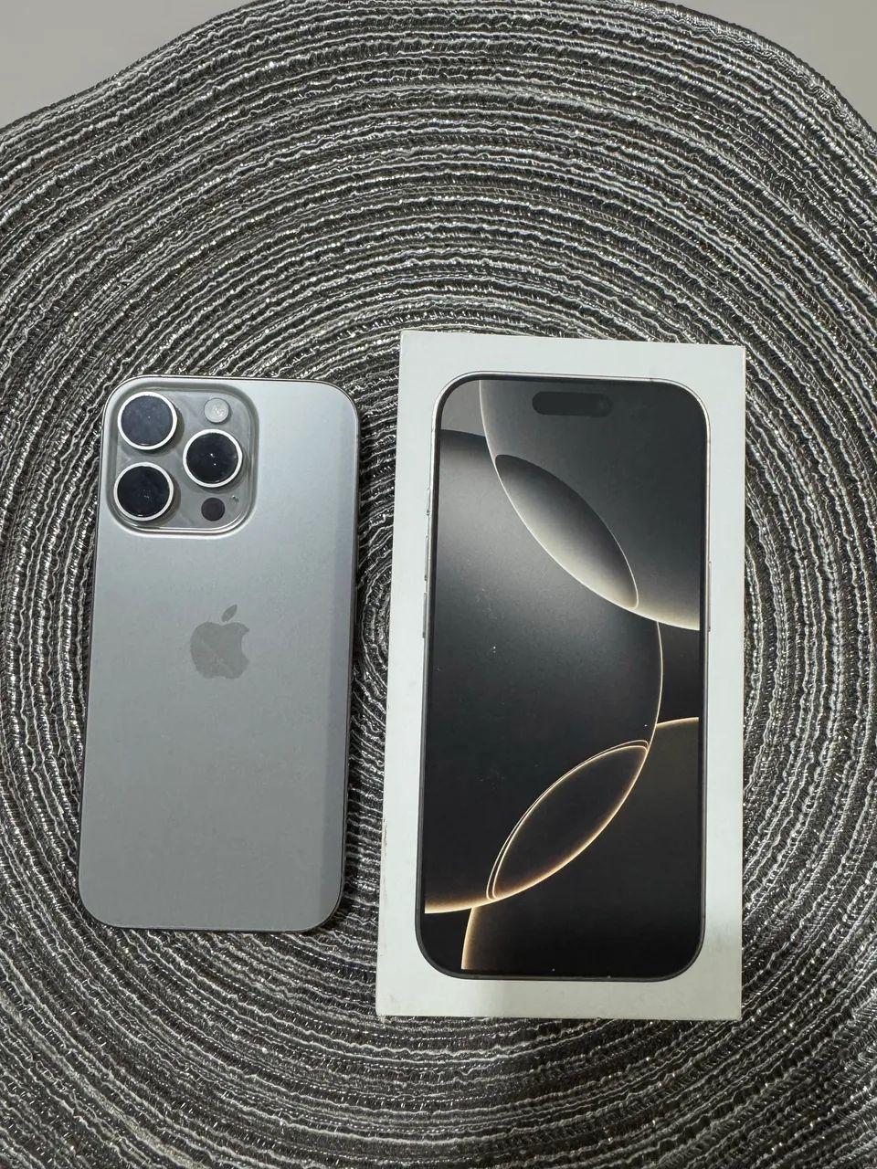 IPHONE 16 PRO - Foto 2