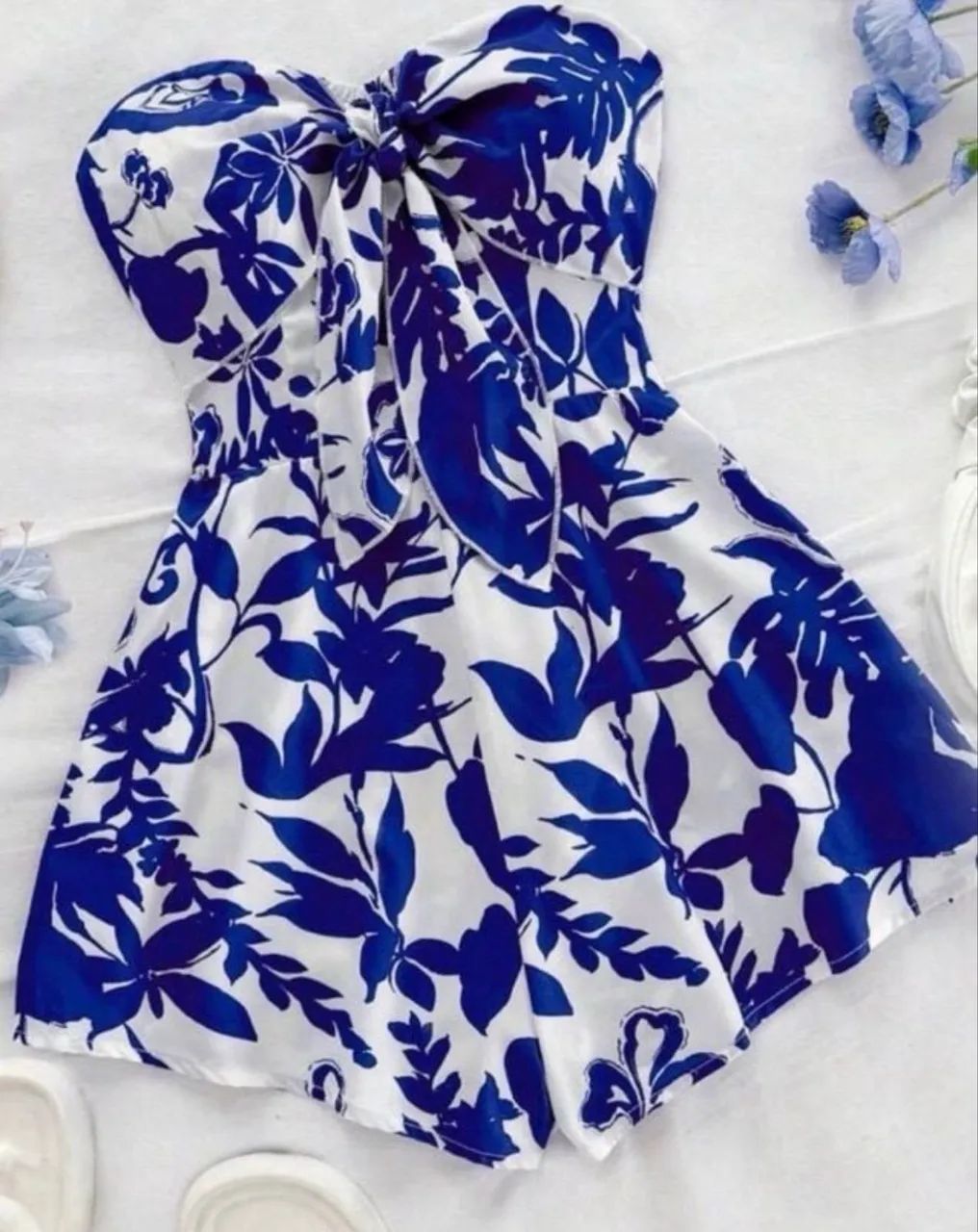 Macaquinho floral shein