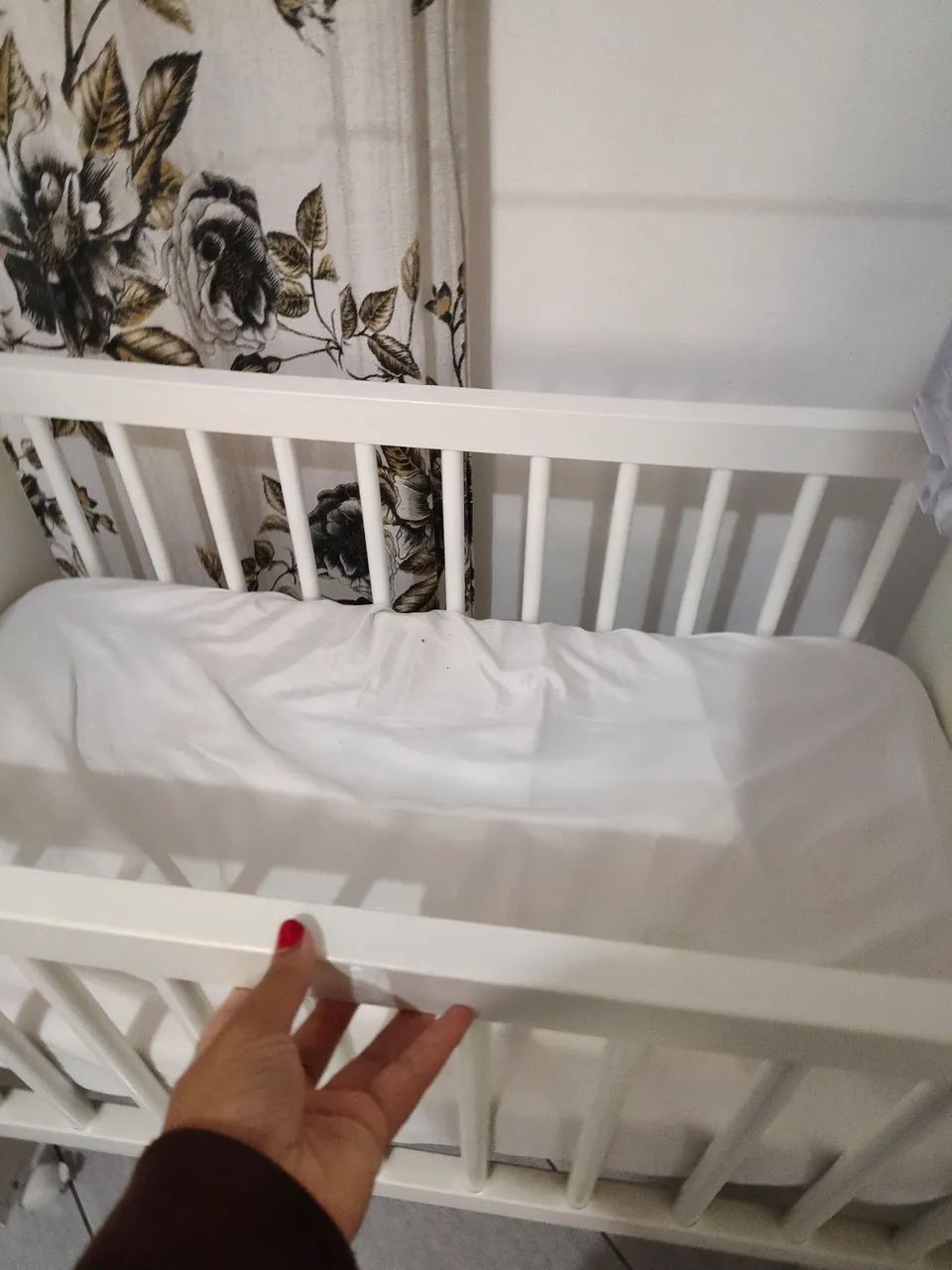 Mini berço, grade articulada  - Foto 3
