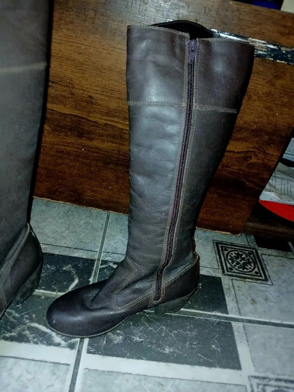 Bota Marrom 