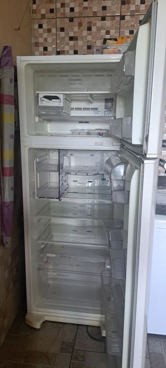 Geladeira eletrolux  - Foto 4