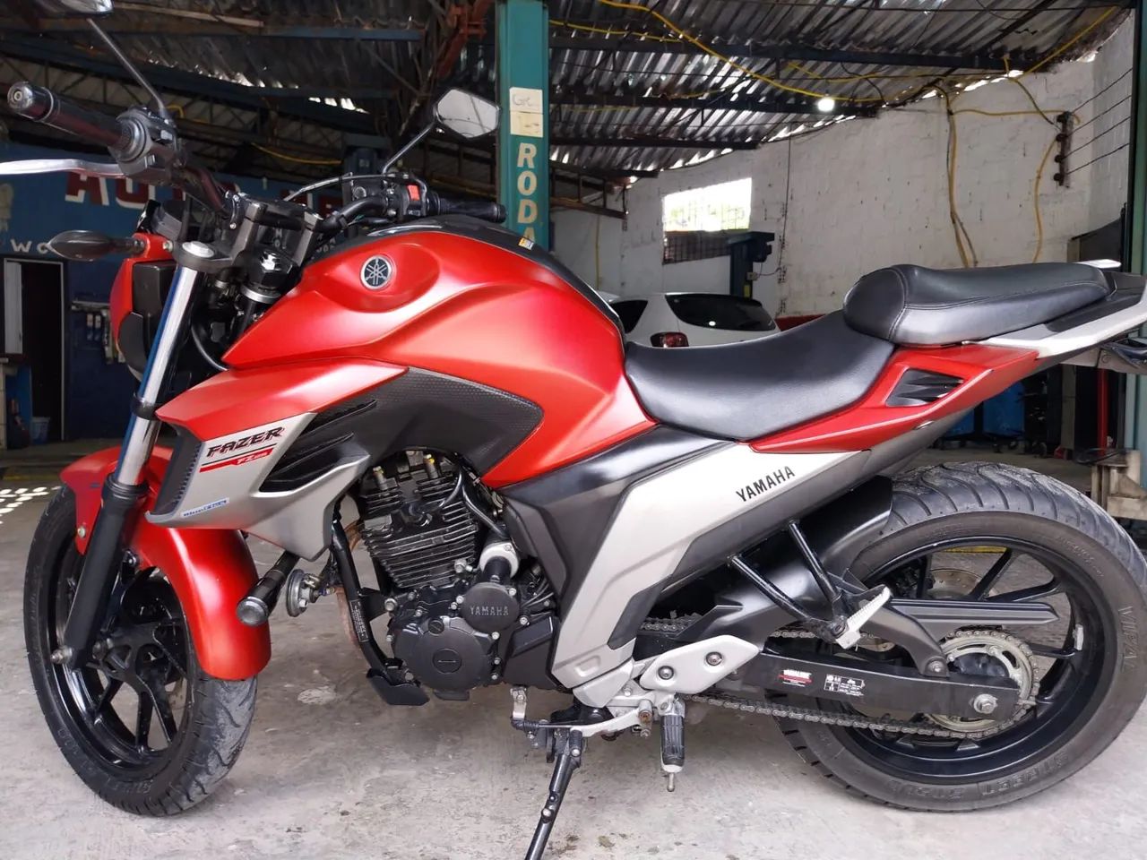 fazer 250   de garagem - Foto 3