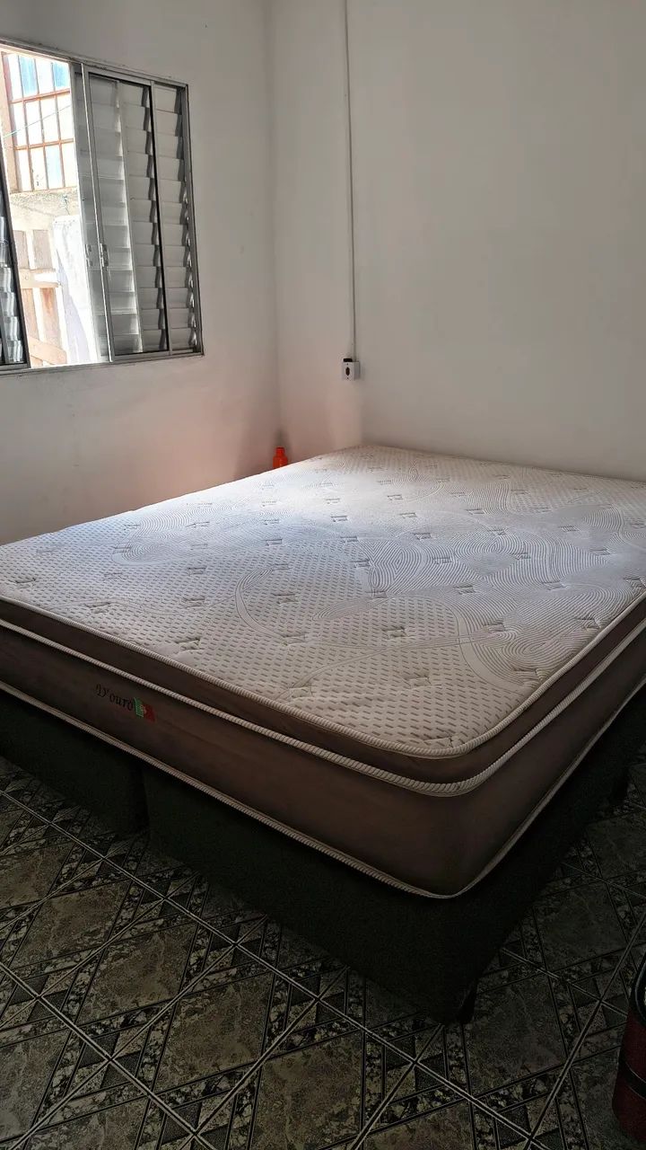 Colchão Queen Molas Ensacadas D'Ouro + Base | Premium | Pouco Uso | Impecável