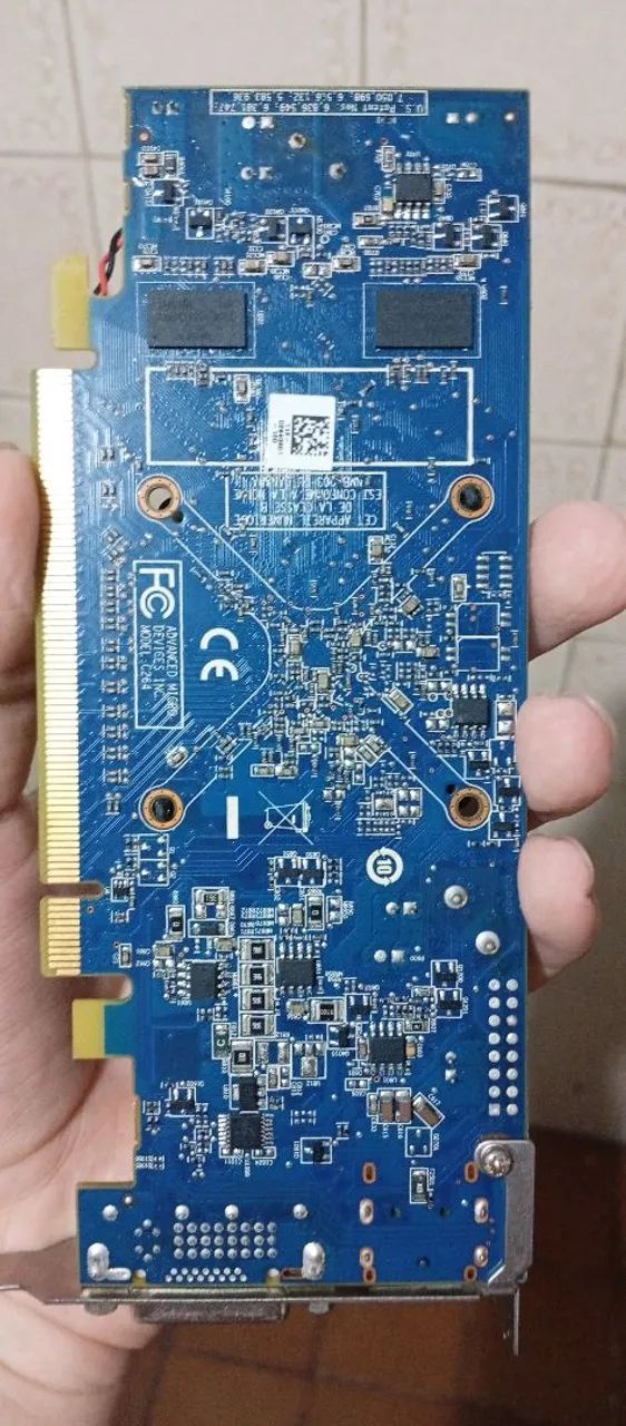 AMD Radeon HD 6450 (OEM HP) - Foto 2