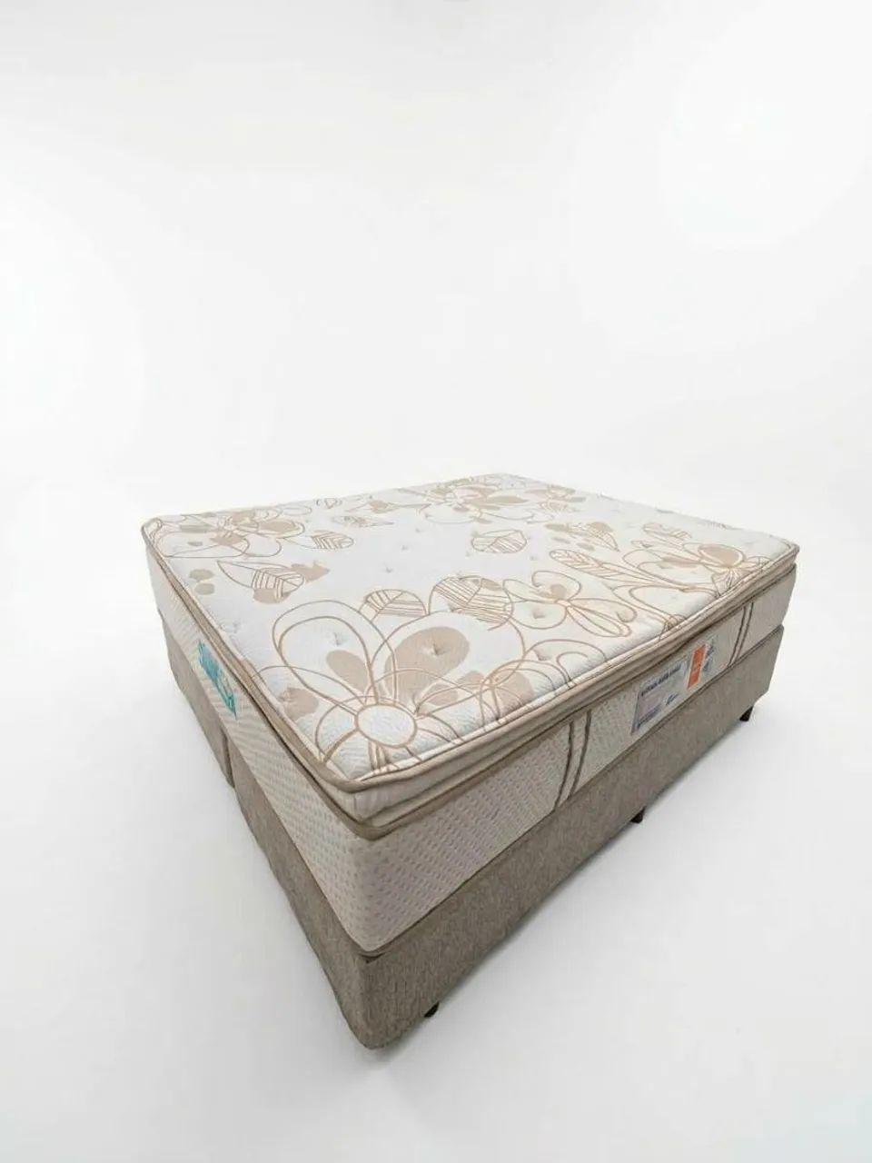 Vendo Colchão Queen de Molas LFK