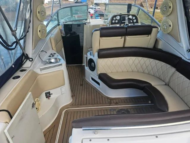 Lancha  Four Wins com 28,5 pés, motor V8 com 328 Hp ano 2011 - Foto 12